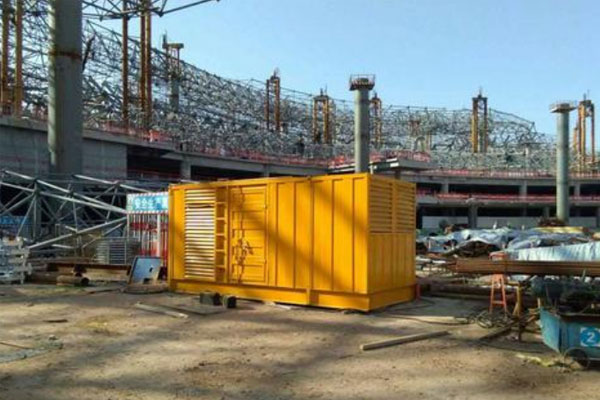 定陶发电机出租如何判断空气滤清器是否需要更换？